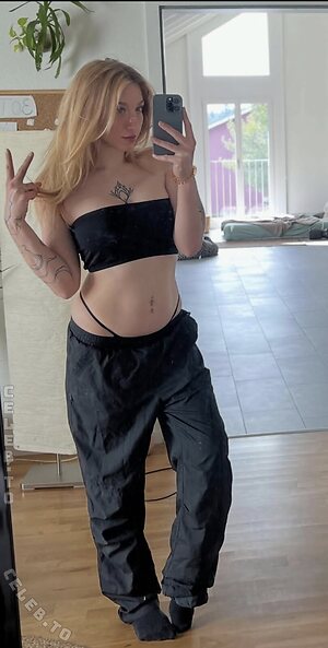 Set 4 — 4 photos