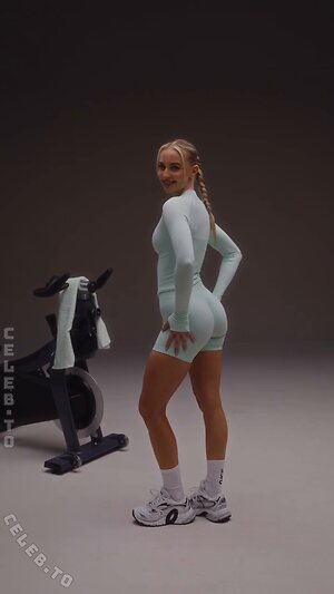 Lina Düren Nude Leaked Photo #13
