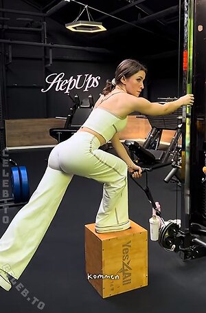 Lina Valeska More Nude Photos