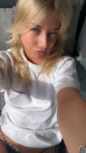 Linaalineeee Nude Leaked Photo #26