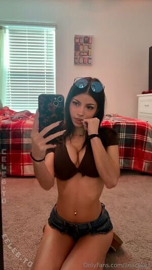 Linacakez Nude Leaked Photo #26