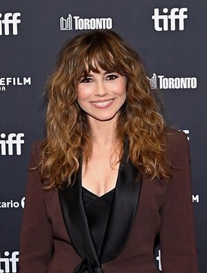 Linda Cardellini leaked photo #51