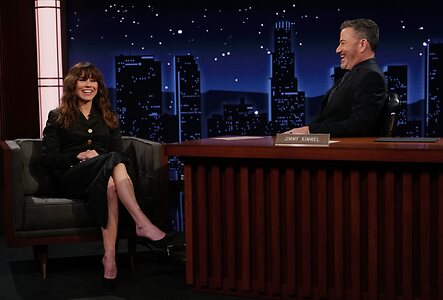 Linda Cardellini leaked photo #192