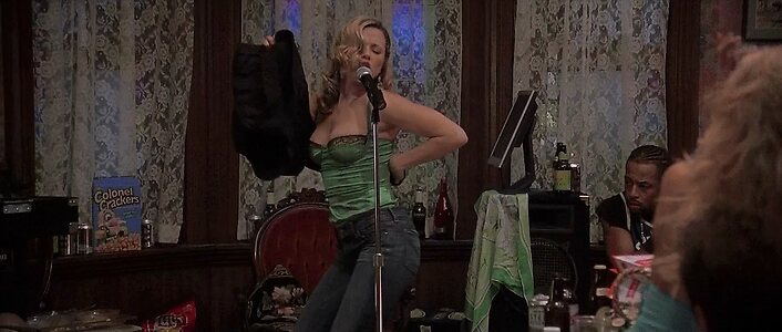 Linda Cardellini leaked photo #222