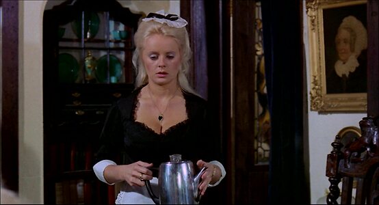Linda Cunningham leaked photo #3