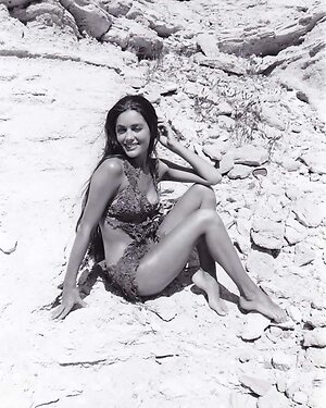 Linda Harrison leaked photo #17