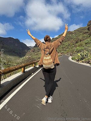 Linda Lanu Nude Leaked Photo #29