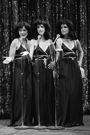 Linda Ronstadt leaked photo #20