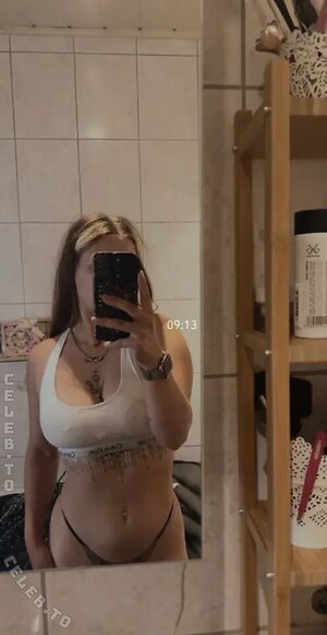 Linda_XoXo Nude Leaked Photo #4