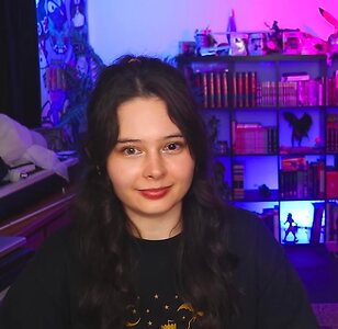 Lindsay From BoldCast leaked photo #2