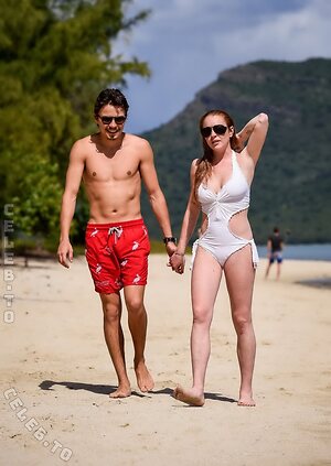 Lindsay Lohan Nude Leaked Photo #49