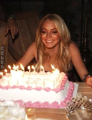 Lindsay Lohan Nude Leaked Photo #135