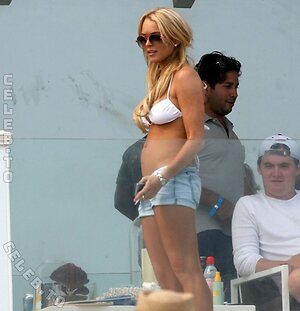 Lindsay Lohan Nude Leaked Photo #228