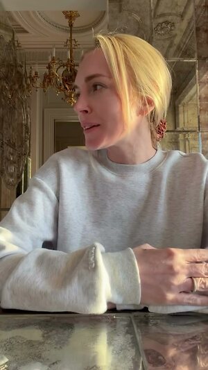 Lindsay Lohan leaked photo #481