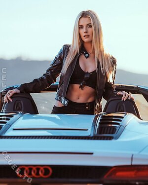 Lindsay Marie Brewer Nude Leaked Photo #5