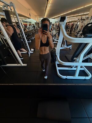 Lindsey Fishman leaked photo #4
