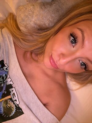 Lindshough onlyfans leaked photo #17