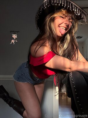 Linksgroupie leaked photo #726