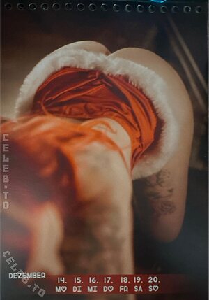 Linspics Nude Leaked Photo #163