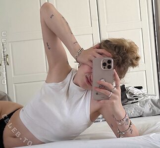 Lisa Übelsbacher Nude Leaked Photo #11