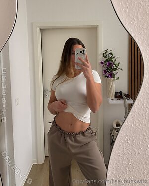 Lisa Buckwitz Nude Leaked Photo #2