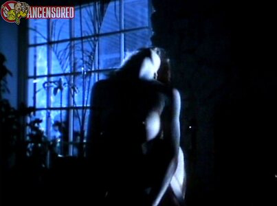 Lisa Comshaw leaked photo #4