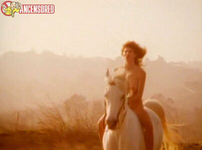 Lisa Comshaw leaked photo #8