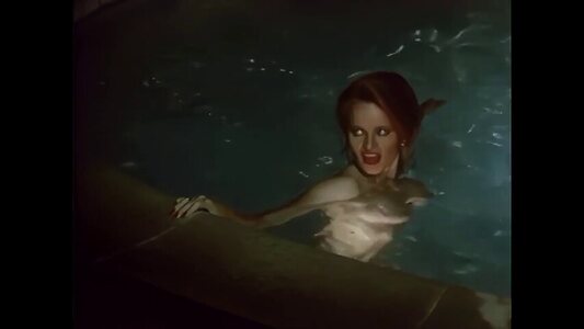 Lisa De Leeuw leaked photo #3