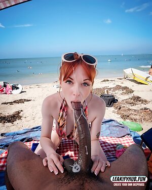 Lisa Foiles