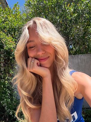 Lisa und Lena Nude Leaked Photo #5