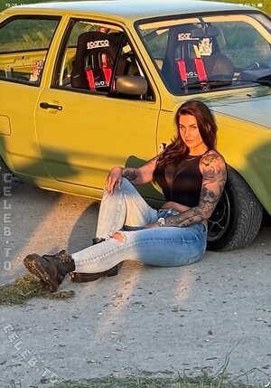 Lisa Wagner Nude Leaked Photo #12