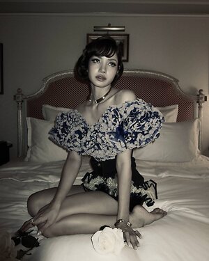 Lisa leaked photo #104