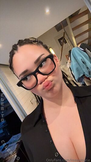 lisaaxmarie