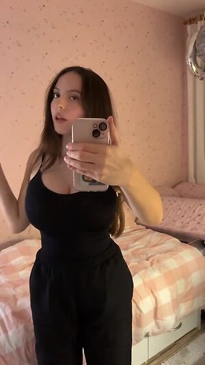 @lisahitii