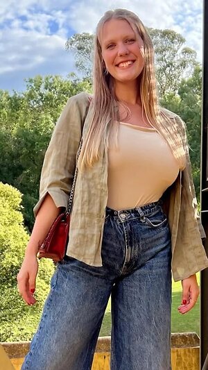 Lisandra Lea leaked photo #44