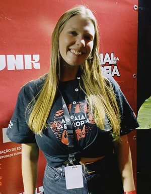 Lisandra Lea