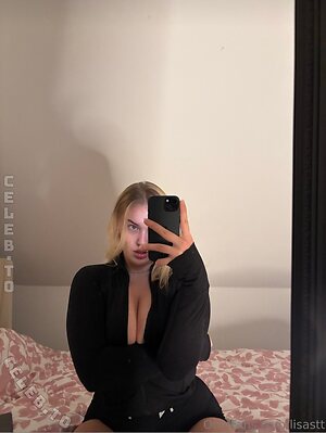Lisastt Nude Leaked Photo #29