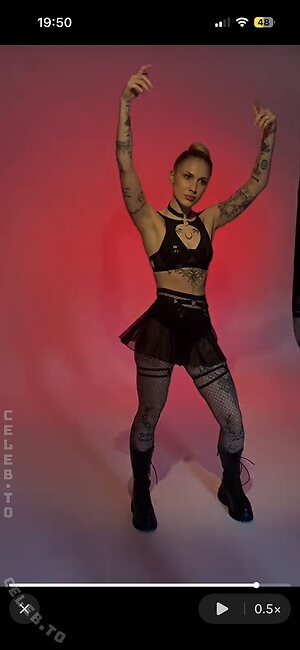 Lisaxptc Nude Leaked Photo #4