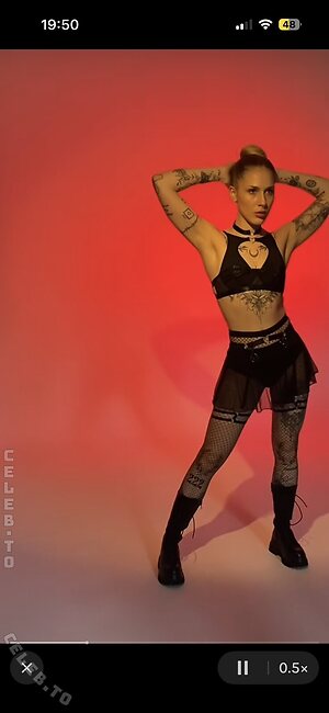 Lisaxptc Nude Leaked Photo #5