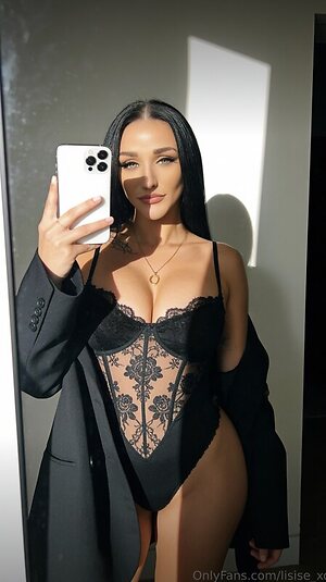 lisise_xo leaked photo #3