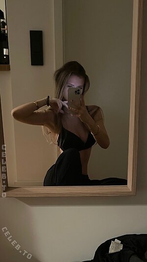 Liss.thl Nude Leaked Photo #21