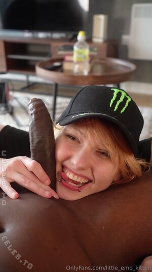 Little Emo Kitten Nude Leaked Photo #162