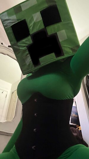 Littlelivbug leaked photo #42