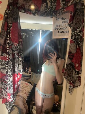 littlemissb3lle leaked photo #5