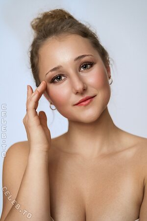 little_vicky Nude Leaked Photo #20