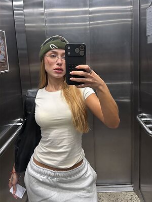 Livia Jacob leaked photo #5