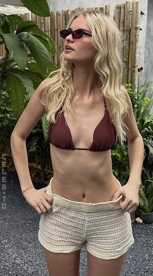 livingwithleenaa leaked photo #32