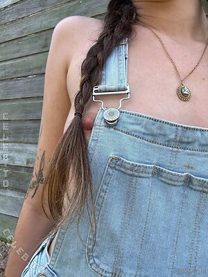 Livinia Roberts Nude Leaked Photo #381