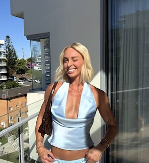Liz Clay leaked photo #3
