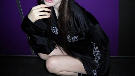 LIZ leaked photo #30